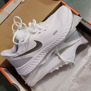 Nike Revolution 5 Women's Running Shoes